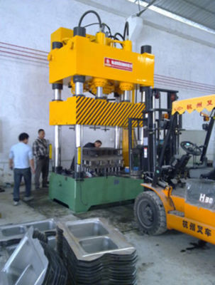 غسيل المعادن الكبير CNC الدقة تمدد معدات الصحافة الهيدروليكية المتخصصة
