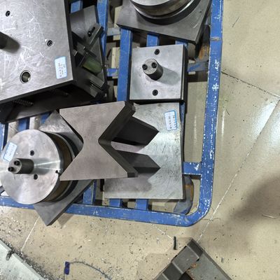 آلة لحام خيط أوتوماتيكية آلة لحام خيط دقيق آلة لحام خيط CNC آلة لحام خيط صناعة الغذاء آلة لحام خيط