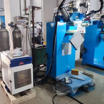 سعر جيد سهلة التشغيل ومعايير اللحام قابلة للتخصيص ، دورة الزاوية آلة اللحام CNC الانترنت