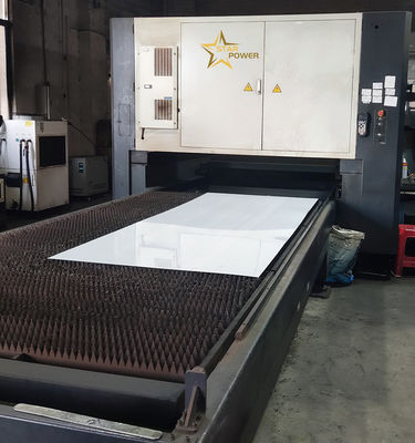 سعر جيد المغسلة اليدوية الآلية من الفولاذ المقاوم للصدأ متخصصة في إنتاج آلة CNC لقطع الليزر المعدنية الانترنت