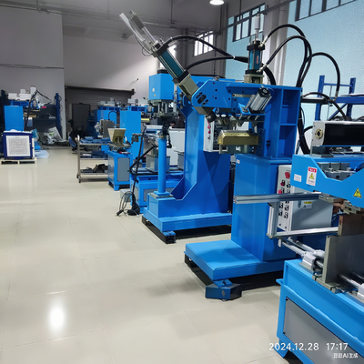 آلة لحام دقيقة CNC ذات 4 محاور (متخصصة في الحافة الداخلية للوحة)