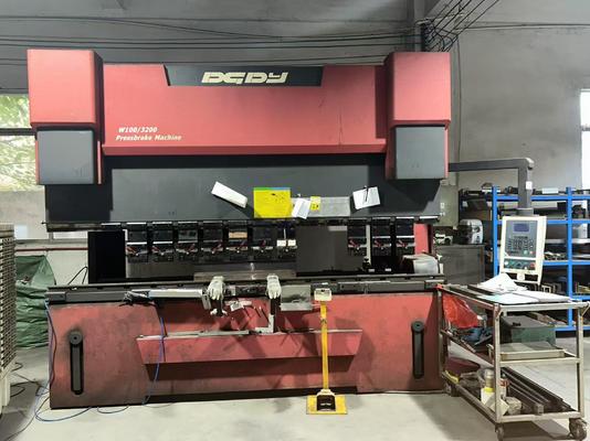 آلة ثني خط دقة ماء الوعاء