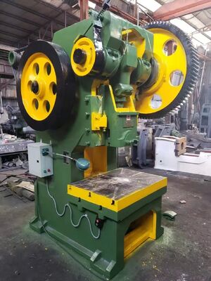 آلة تصنيع غسيل المطبخ CNC مع التحكم في PLC وتثبيت القفل من النيوماتيك لغسيل الفولاذ المقاوم للصدأ بدعم من المهندسين في الخارج